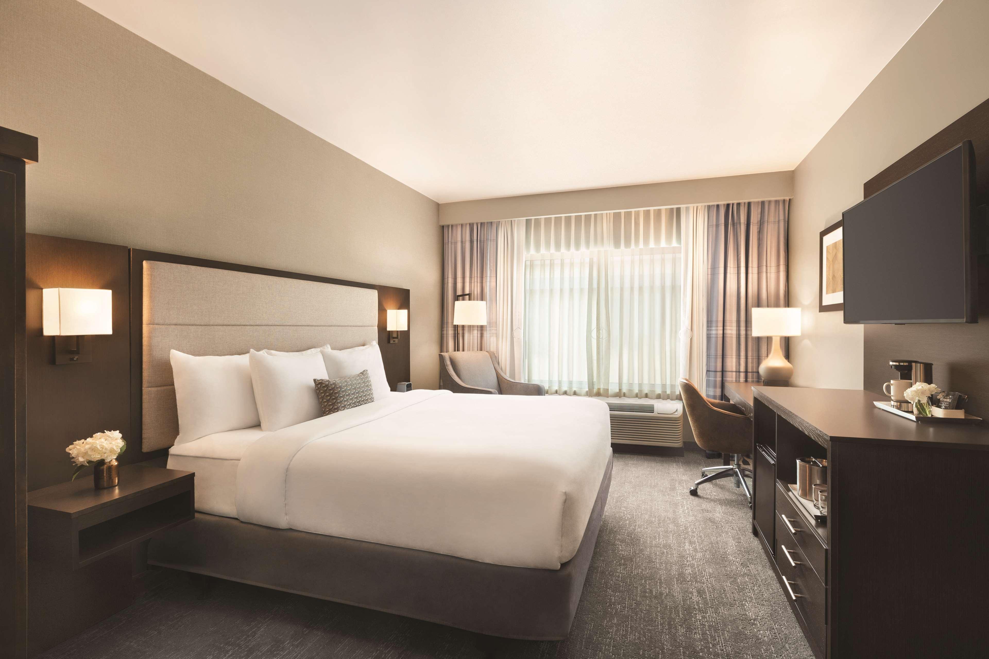 Radisson Hotel Oklahoma City Airport Ngoại thất bức ảnh